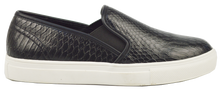 Load image into Gallery viewer, Snake sneaker slide