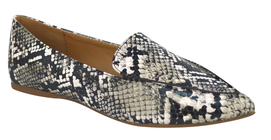 Pointy Skin Loafer