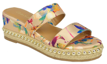 Load image into Gallery viewer, Floral Studded Platform Sandal- Nude